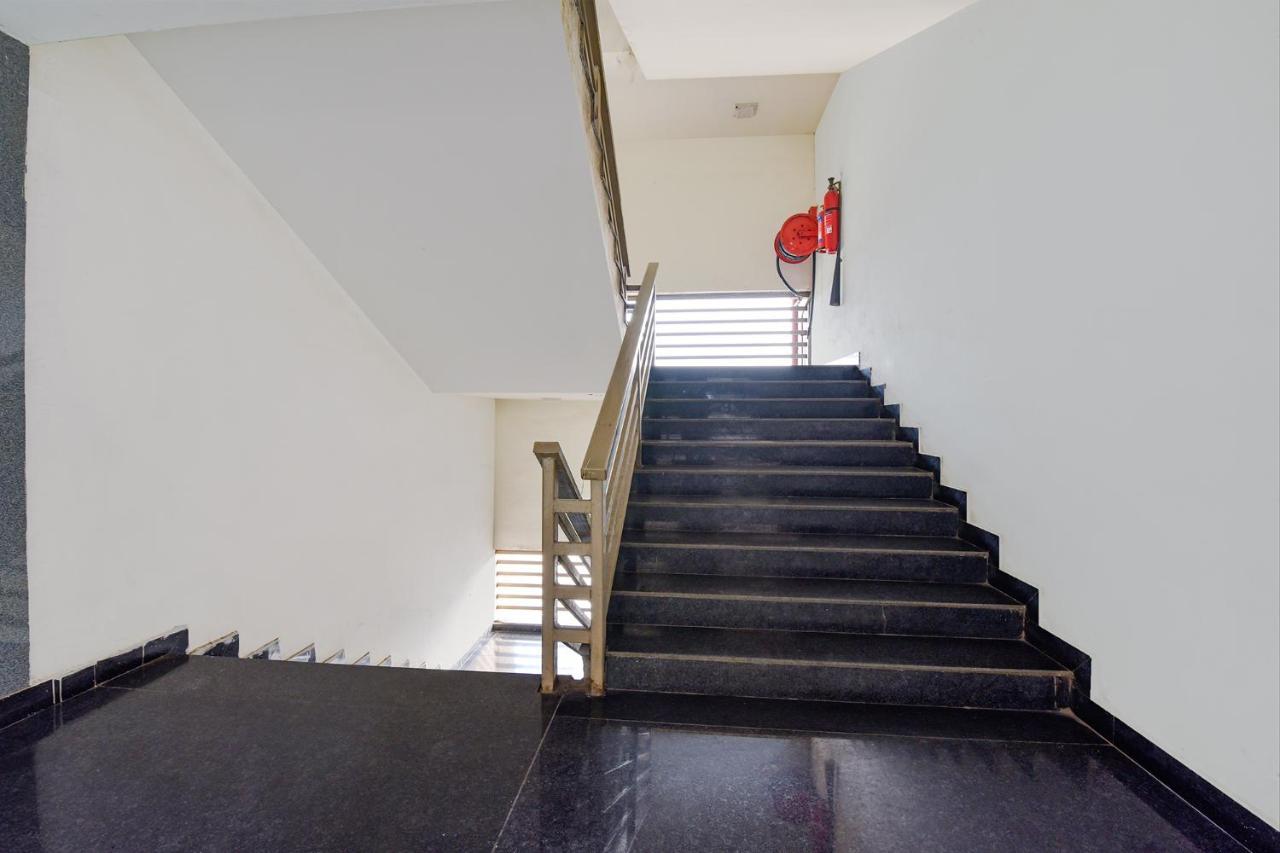 Fabhotel New York Batwa Ngoại thất bức ảnh