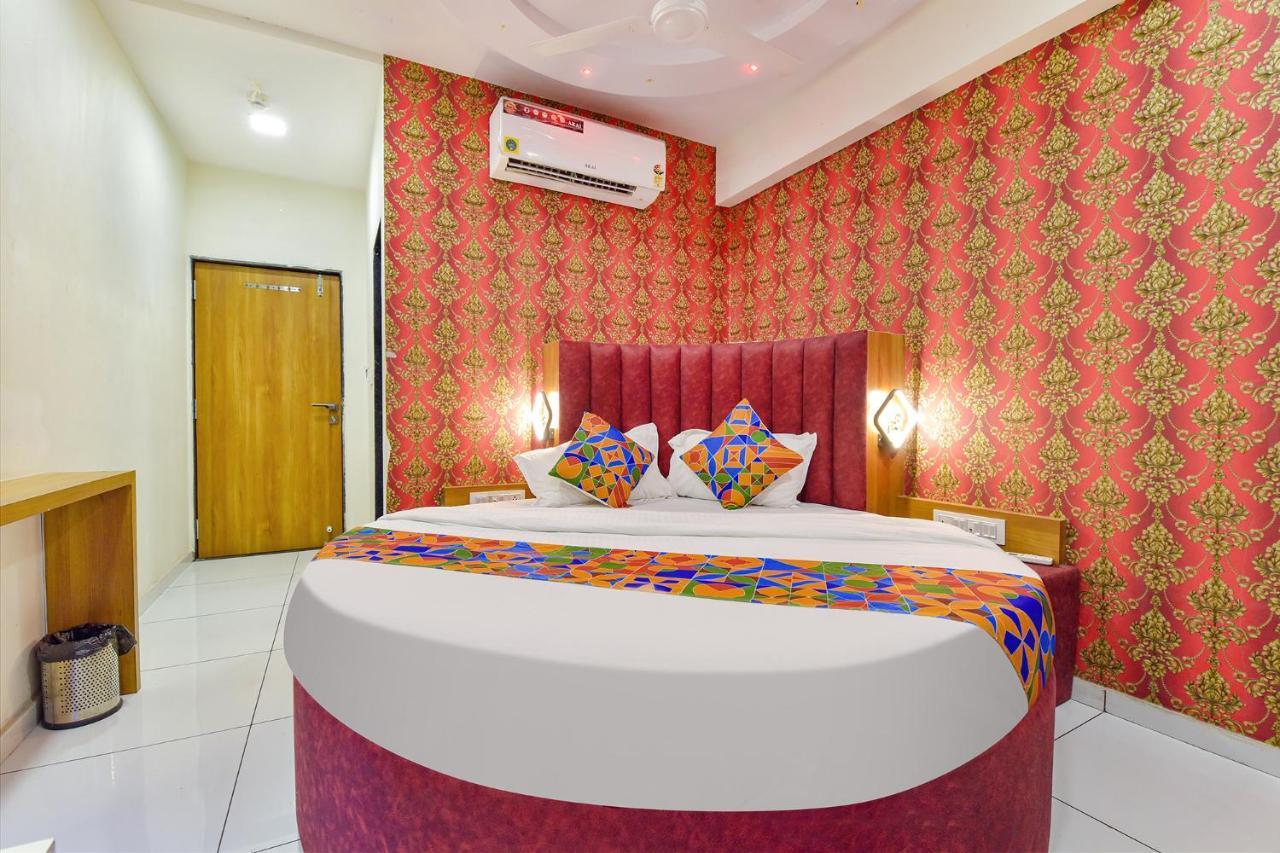 Fabhotel New York Batwa Ngoại thất bức ảnh